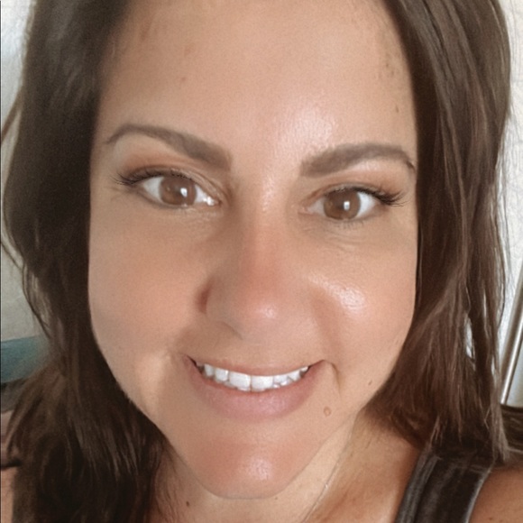 nicole_agosto